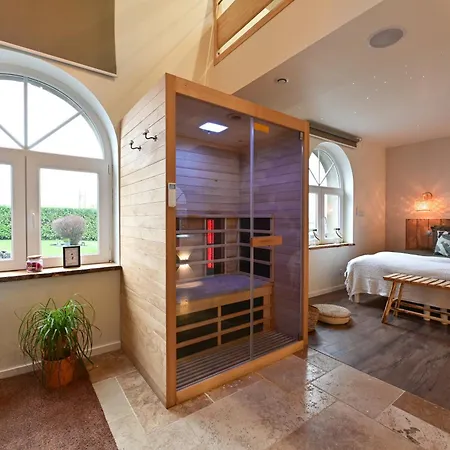 Instinct - Jacuzzi, Sauna, Aperitif Dinatoire Et Petit Dejeuner *